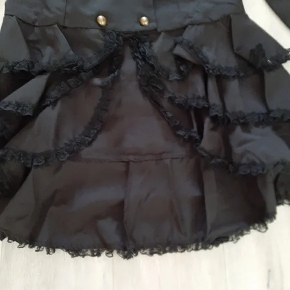 Unique jacket - Picture 2 of 6